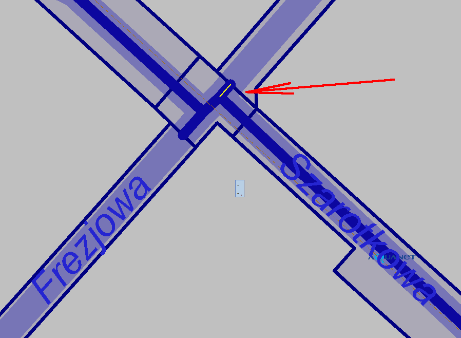 sposób przyciecia odcinków ulic przez granicę pasa drogowego